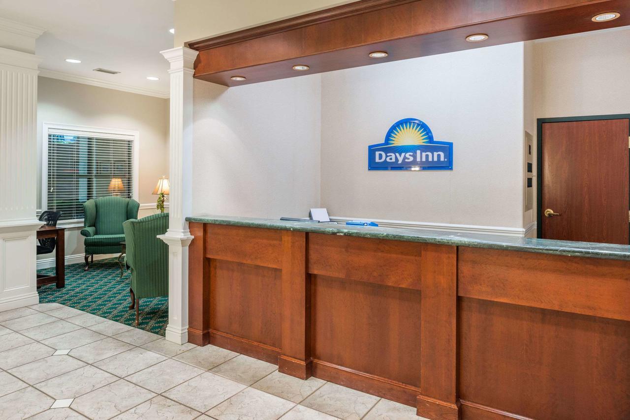 Days Inn By Wyndham Paducah Esterno foto