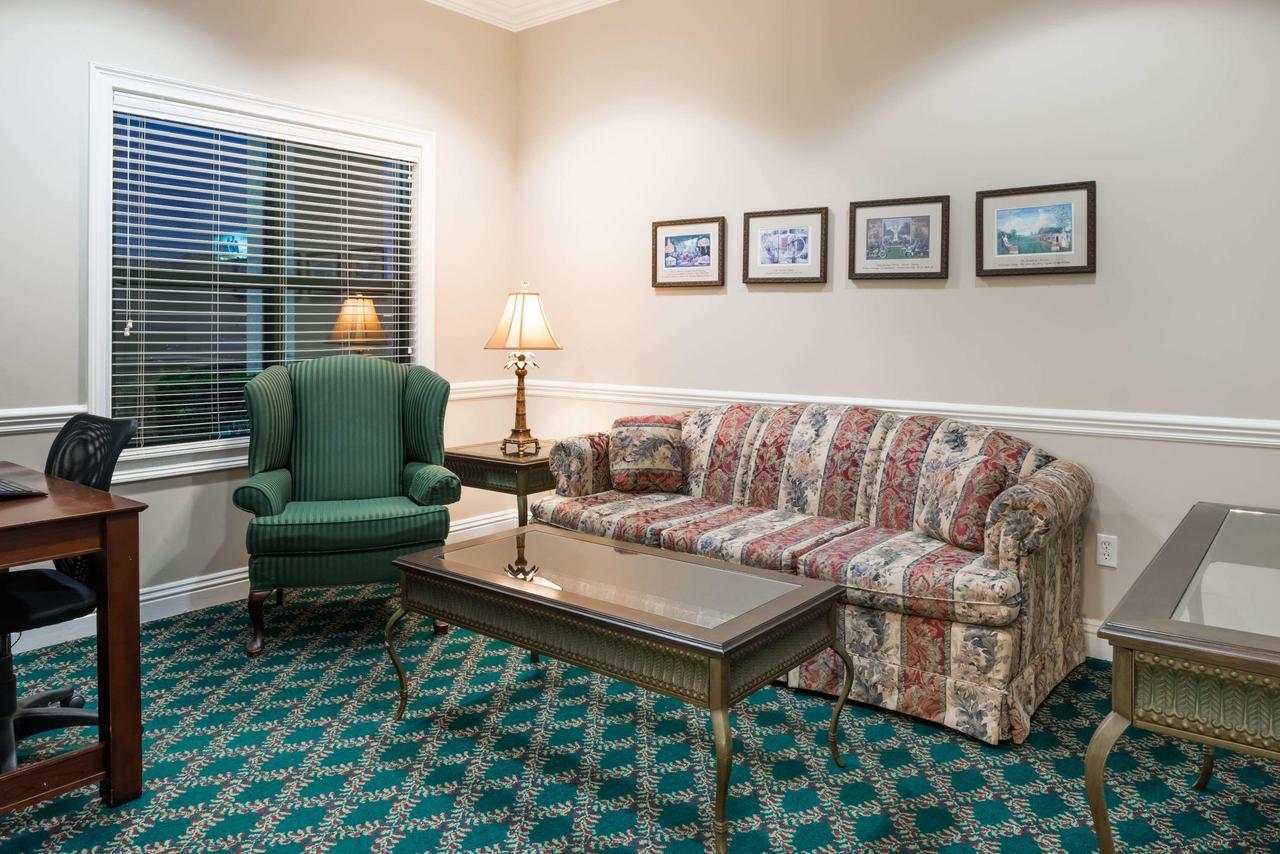Days Inn By Wyndham Paducah Esterno foto